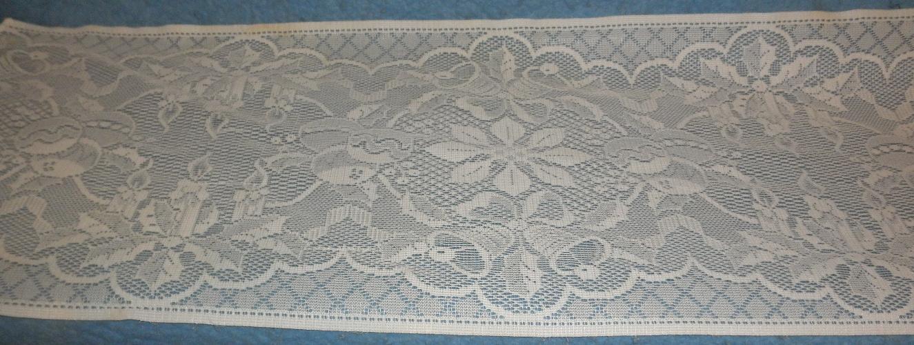 Dresser Scarf B5440