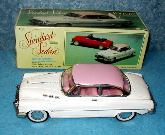 Car - Standard Sedan Voiture - Friction B3162