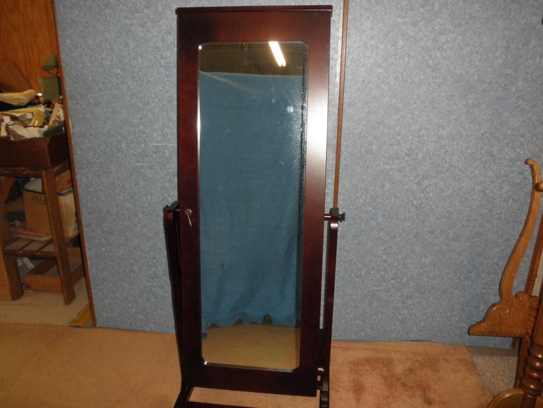 Armoire