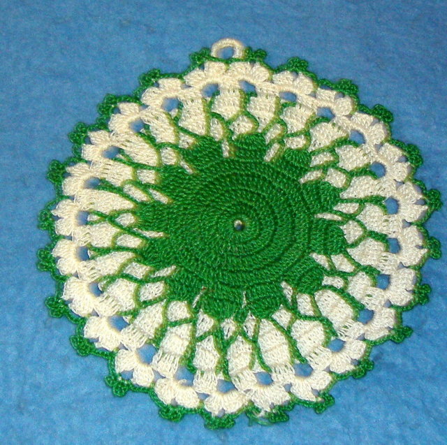 Potholder - Round Green & White