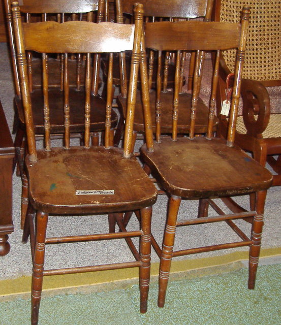 Chairs - Set of 6 Bleeding Heart Pattern