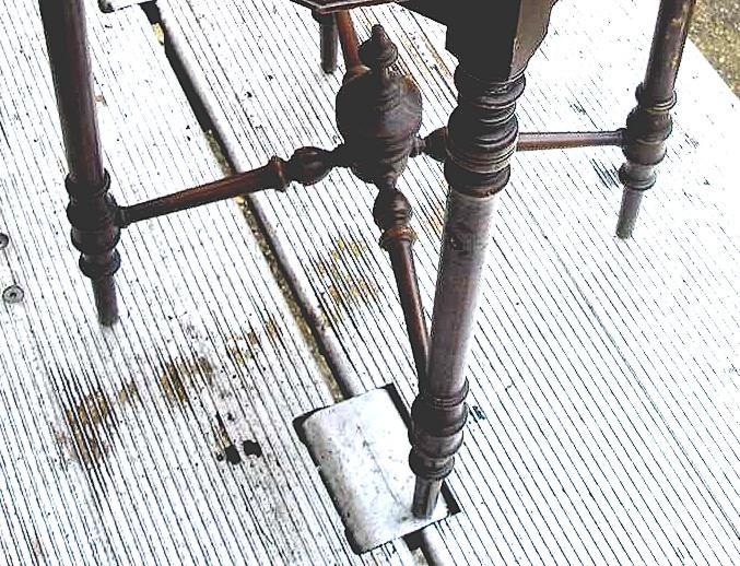 WONDERFUL 19th C. English Victorian sideTable