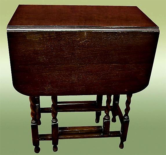 QUALITY 1900s Oak Barley Twist gatelegTable