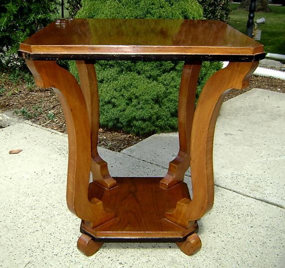1930s Period Beautifully designed Art Deco Side Table