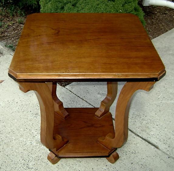 1930s Period Beautifully designed Art Deco Side Table