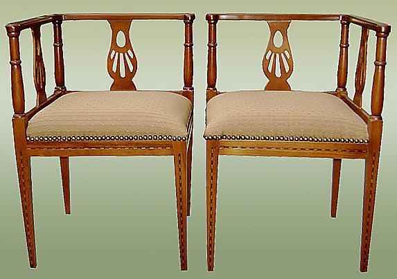 Finest English Art Deco period (1925) Salon Set.