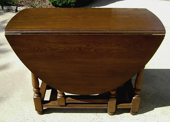 Antique 1890's country English dark Oak Gateleg Table