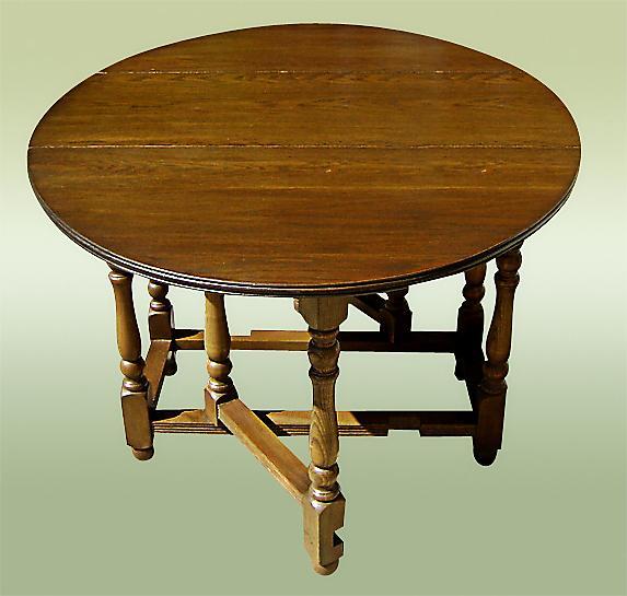 Antique 1890's country English dark Oak Gateleg Table