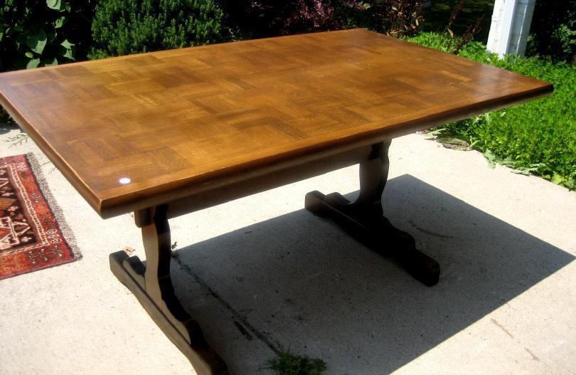 Magnificent English Solid Oak Dining Set 9 pieces!!