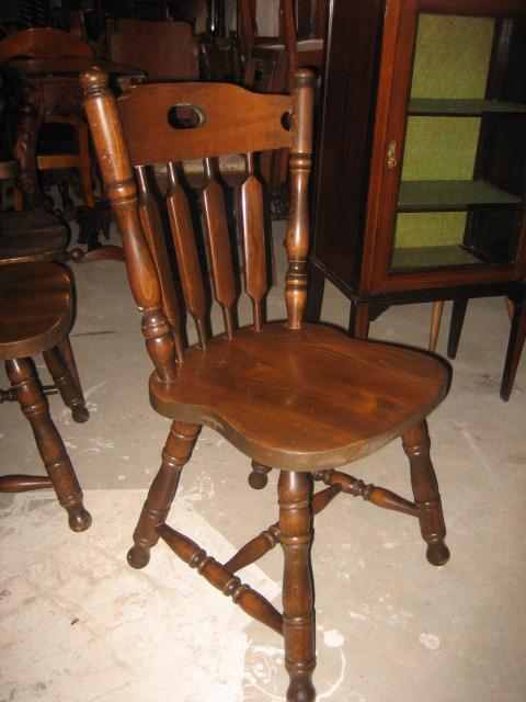 Magnificent English Solid Oak Dining Set 9 pieces!!