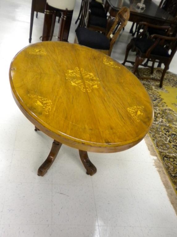 Superb 19th C. English Edwardian oval marquetry table