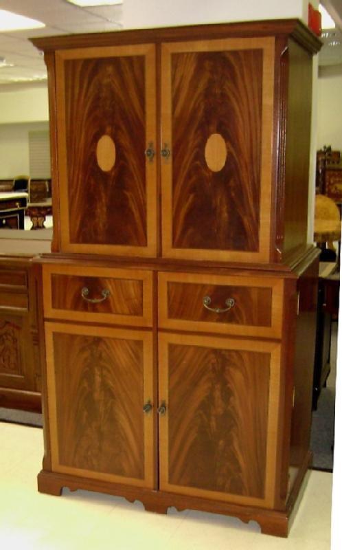 SUPERB Quality inlaid mahog. entertainment cabinet