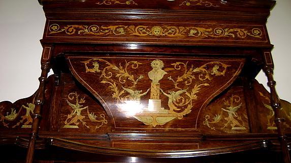 MAJESTIC!!! English Edwardian 19th C. Sideboard