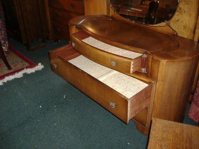 Amazing ART DECO 1930 Large Oak Vanity