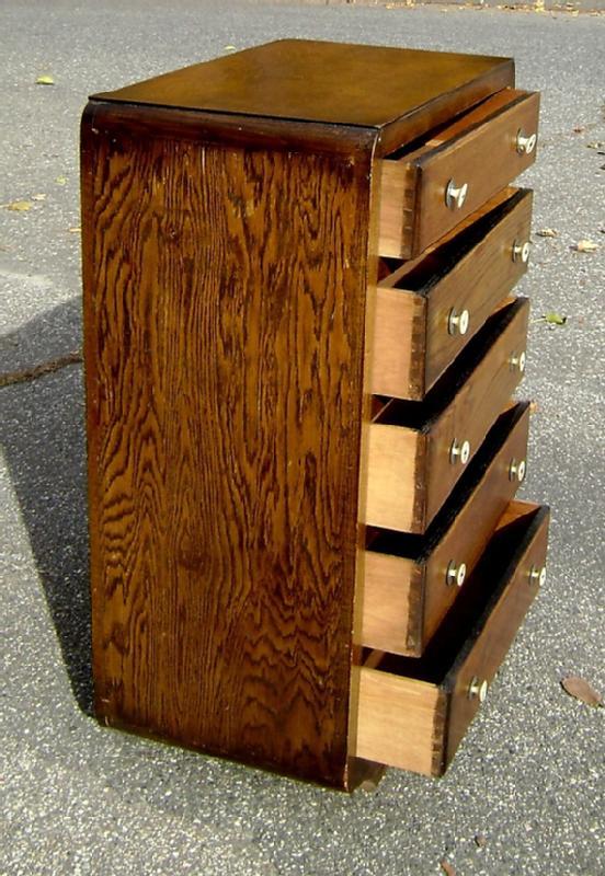 period 1930s Art Deco oak chest of drawers / bureau