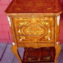 TOP Aristocratic Louis XV side Commodes-table