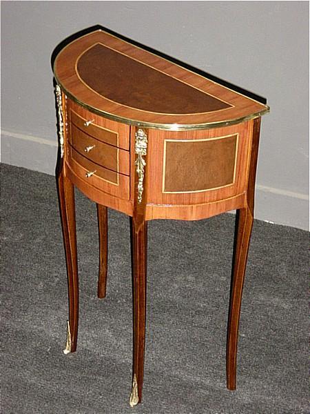 Nice and elegant Louis XV style side table