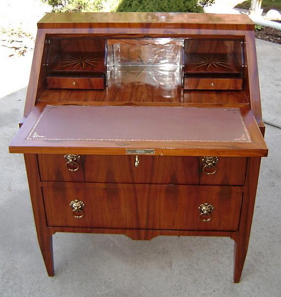 SUPERB Quality Italian Lombardy style slant desk