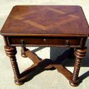 STUNNING Italian Tuscany Style Bobbin legsTable