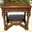 STUNNING Italian Tuscany Style Bobbin legsTable
