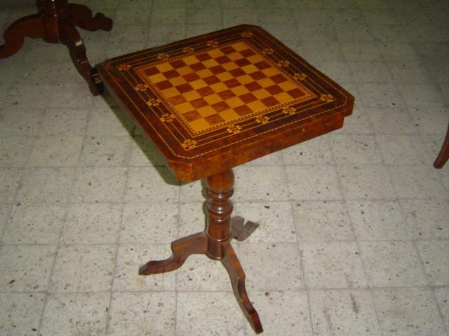 French superbly inlaid Chess Board Table