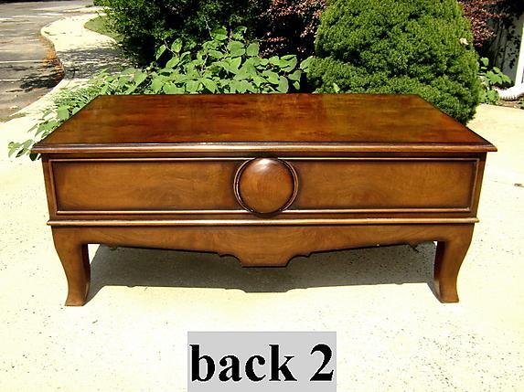 Large and elegant Edwardian coffee table