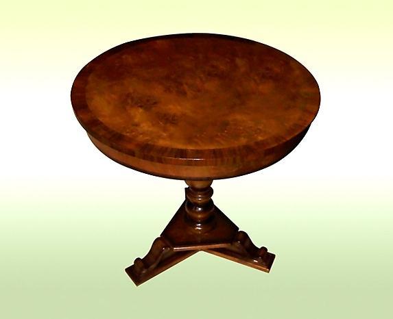 Lovely Edwardian style English walnut CENTER table