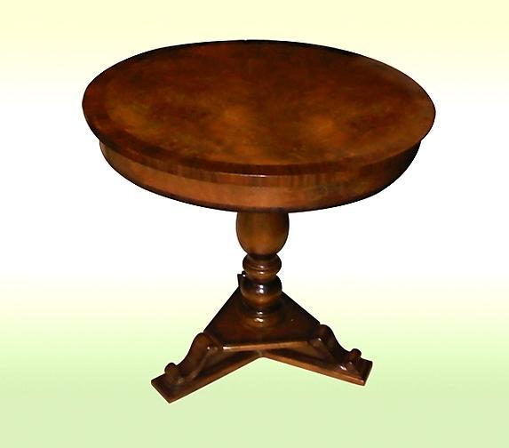 Lovely Edwardian style English walnut CENTER table