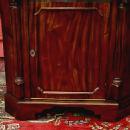 Perfect Edwardian solid Mahogany corner cabinet