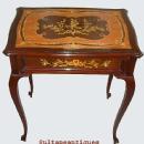 Very elegant Louis XV style marquetry Lady's desk