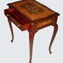 Very elegant Louis XV style marquetry Lady's desk