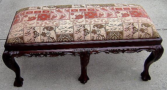 Quality Chipp. 2 SEATER Mahogany six legged stool