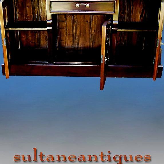 Splendid Monumental Flamed mahogany sideboard