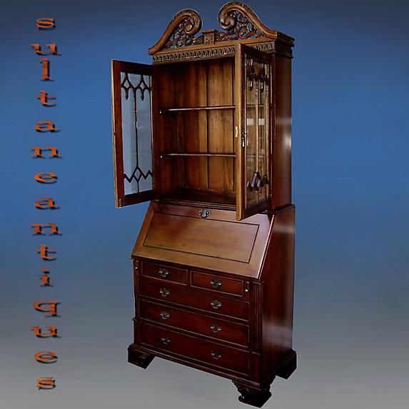 Majestic English Victorian style Bureau bookcase