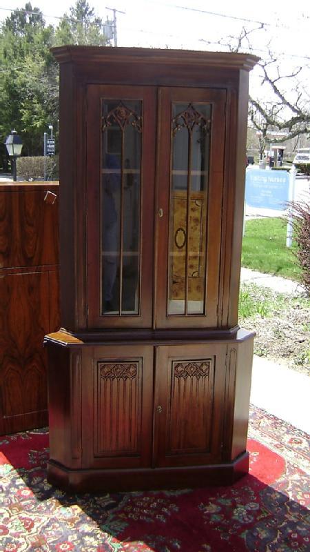 Quality solid Mahogany Victorian corner cabinet