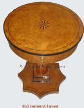 QUALITY Biedermeier Round shaped Side Table