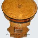 QUALITY Biedermeier Round shaped Side Table