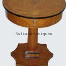 QUALITY Biedermeier Round shaped Side Table