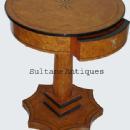 QUALITY Biedermeier Round shaped Side Table