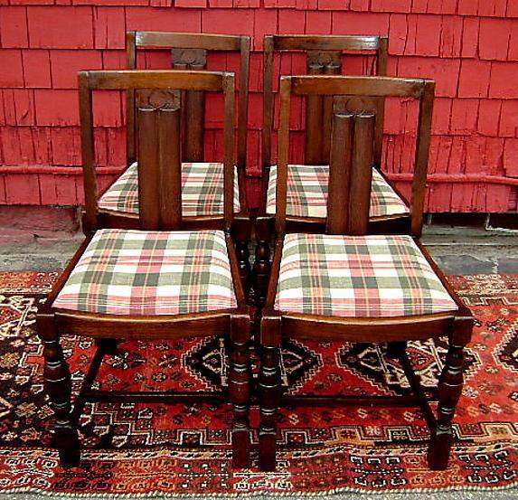 Elegant Set of 4 English antique quality country chairs