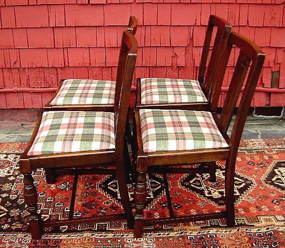 Elegant Set of 4 English antique quality country chairs