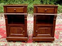 Finest Pair walnut Biedermeier style commodes
