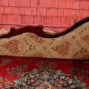Fine LEFT single end Victorian style Mahogany sofa