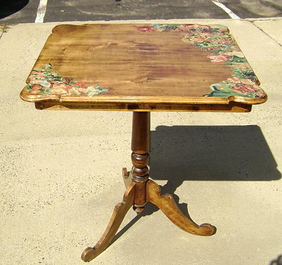 Antique English Edwardian clear Mahogany side table