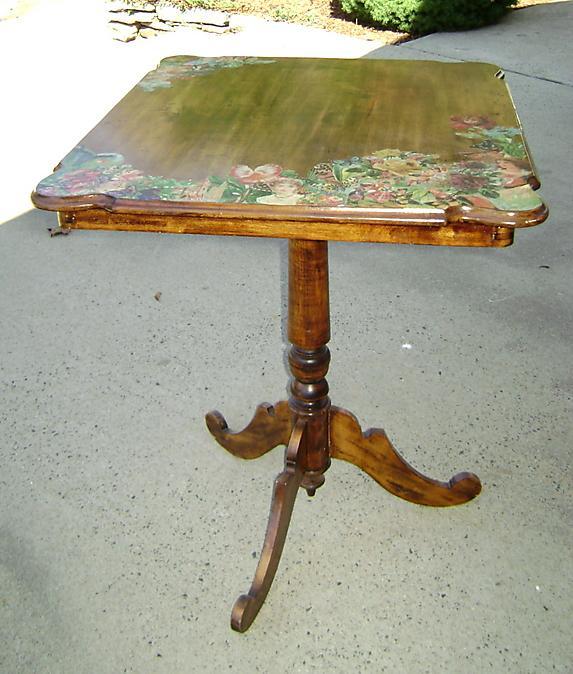 Antique English Edwardian clear Mahogany side table