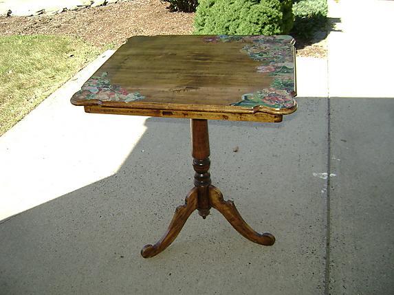 Antique English Edwardian clear Mahogany side table