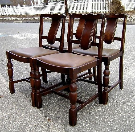 Unusual 1910's set of 4 country Oak chairs