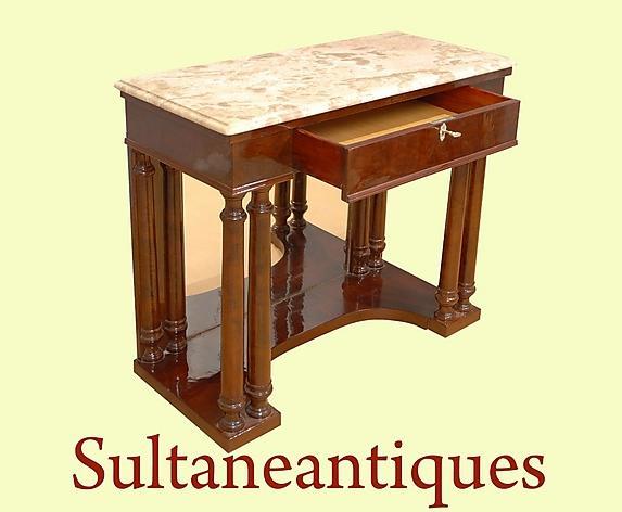 Elegant Biedermeier style Walnut and Brescia console