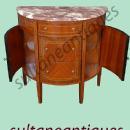 GORGEOUS Halfmoon chest in French Regence style with 3