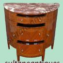 GORGEOUS Halfmoon chest in French Regence style with 3